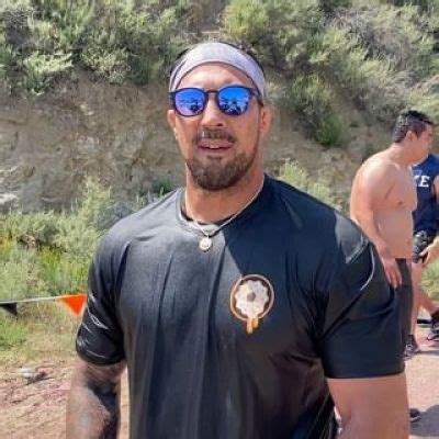 Brendan Schaub Wiki, Age, Bio, Height, Wife, Career,。